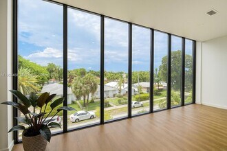 1950 Fletcher St, Unit 306 in Hollywood, FL - Building Photo - Building Photo