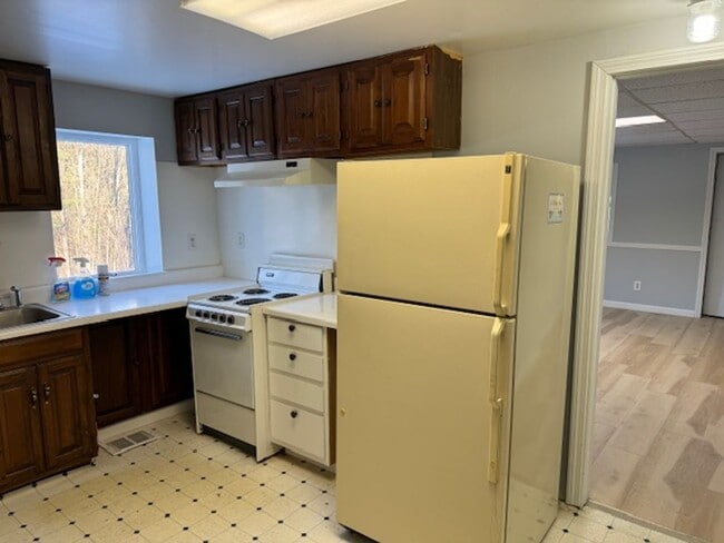 property at 659 Davidson Hill Rd