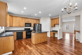 704 Park Plaza E, Unit 10-2074 in Wexford, PA - Building Photo - Building Photo