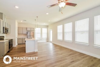 332 Whiteheart Dr in DeLand, FL - Building Photo - Building Photo