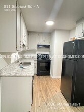 811 Graham Rd in Dallas, GA - Building Photo - Building Photo