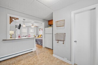 792 Grove St in Manchester, NH - Building Photo - Building Photo