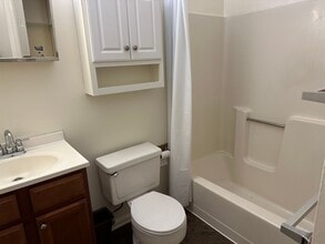 315 Clement St in Radford, VA - Building Photo - Building Photo