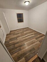 6 E Morehead Ave in New Castle, PA - Building Photo - Building Photo
