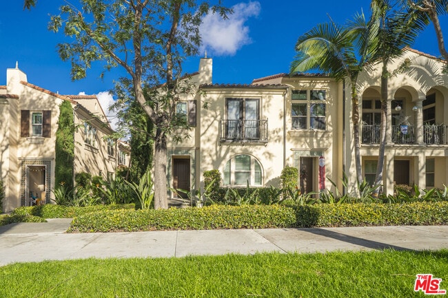 property at 73 City Stroll