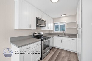 515-517 N. Juanita Ave. in Redondo Beach, CA - Building Photo