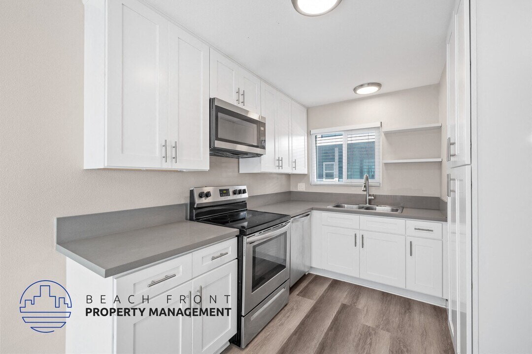 515-517 N. Juanita Ave. in Redondo Beach, CA - Building Photo