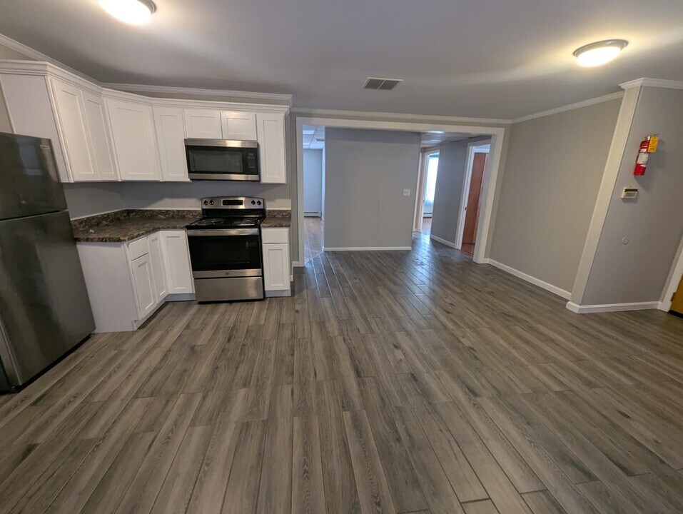 633 Orange St, Unit 1 in New Haven, CT - Foto de edificio