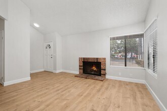 27065 Camino De Estrella in Dana Point, CA - Building Photo - Building Photo