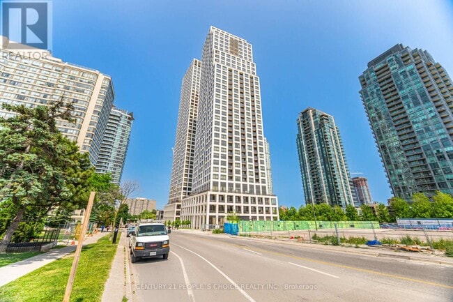 property at 36-636 Elm Dr W