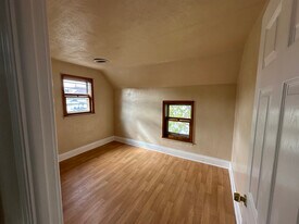 35 Cowing St in Depew, NY - Building Photo