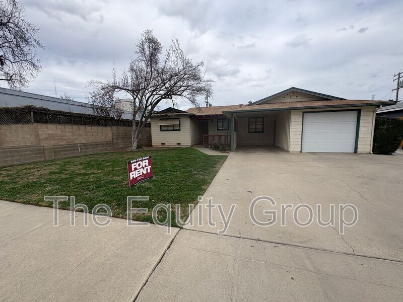 814 N Gem St in Tulare, CA - Building Photo