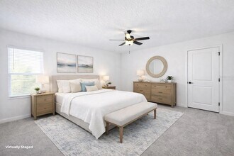 2464 Fairview Rd in Spring Hill, FL - Building Photo - Building Photo