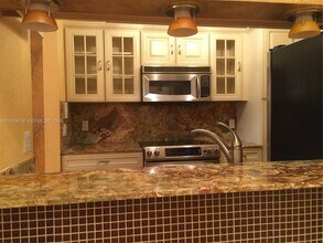 4401 W McNab Rd in Pompano Beach, FL - Building Photo - Building Photo