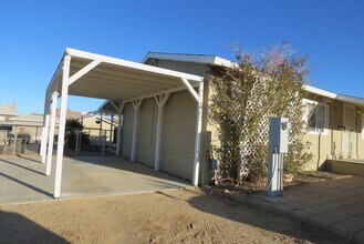 7909 Hillview Rd in Joshua Tree, CA - Building Photo - Building Photo