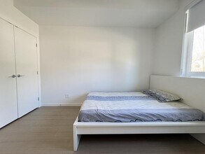 13968 Laurel Dr in Surrey, BC - Building Photo - Building Photo