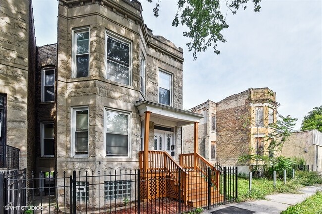 property at 6610 S Rhodes Ave