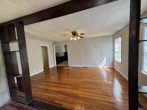 5413 Terrace J in Birmingham, AL - Foto de edificio - Building Photo