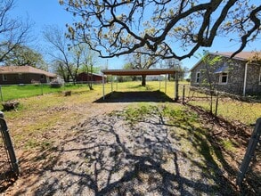 203 E 4th in Asher, OK - Building Photo - Building Photo