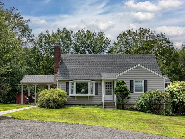 property at 39 South St