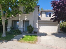361 Unity Cir in Sacramento, CA - Building Photo