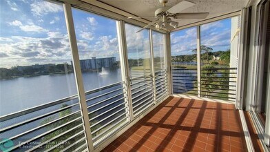 3095 N Course Dr in Pompano Beach, FL - Building Photo - Building Photo