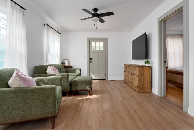 705 Ivey Cir in Wilmington, NC - Building Photo - Building Photo