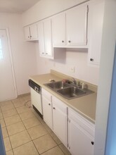 21 11th St in Shalimar, FL - Foto de edificio - Building Photo