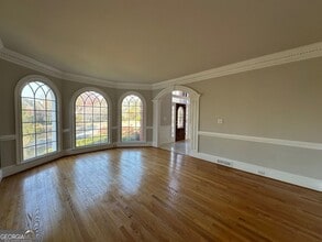 235 Summerhouse Ln in Atlanta, GA - Building Photo - Building Photo