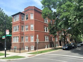 2200-2206 W Cortez St in Chicago, IL - Building Photo