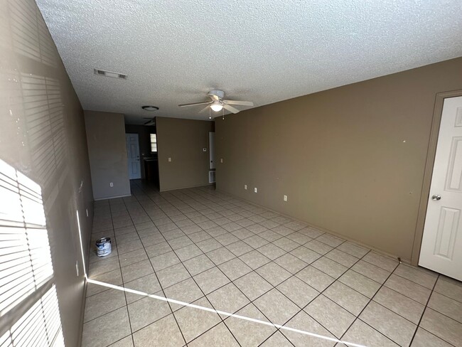 1402 N Hartford Ave in Russellville, AR - Building Photo - Building Photo