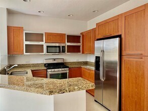 2955 NW 126th Ave in Sunrise, FL - Building Photo - Building Photo