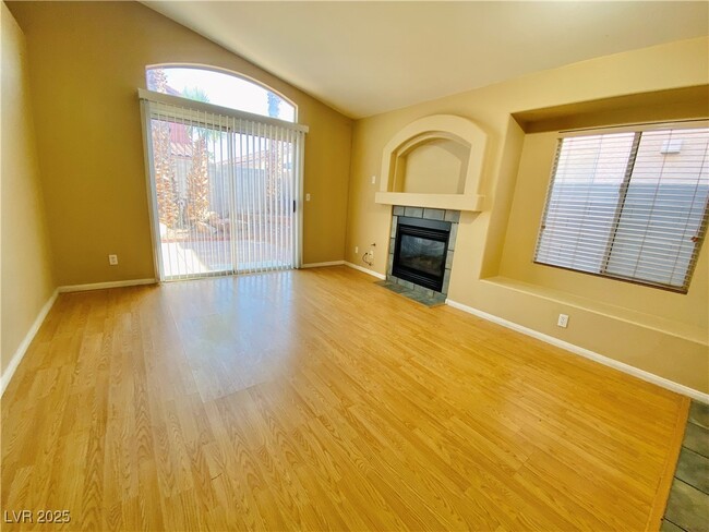 property at 8139 W Rochelle Ave