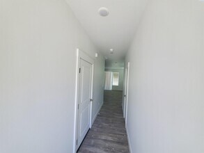 5866 W 41st Ave in Kennewick, WA - Building Photo - Building Photo