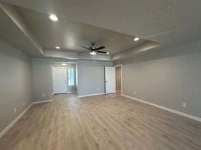 1990 Cashel St in Middleton, ID - Building Photo - Building Photo