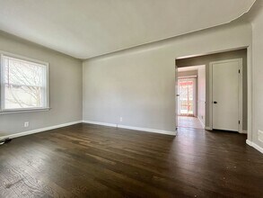 809 Eastern Ave NE in Grand Rapids, MI - Building Photo - Building Photo