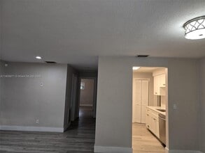 5022 SW 93rd Ave in Cooper City, FL - Building Photo - Building Photo