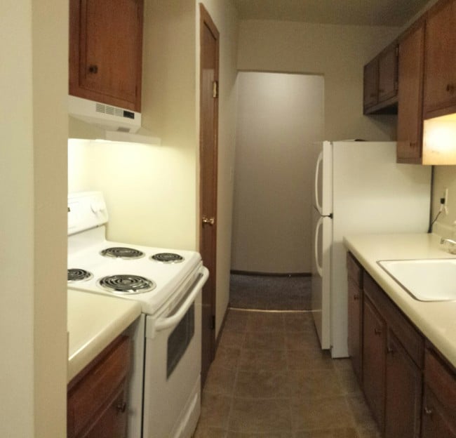 Nicolet Apartment Homes in Green Bay, WI - Building Photo - Building Photo