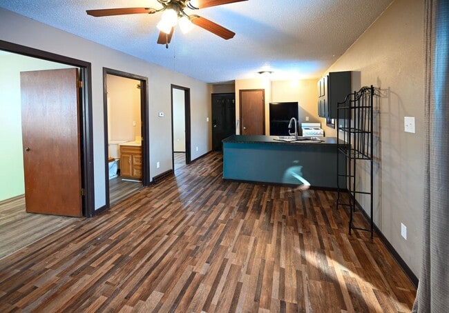 1205-1207 Lakeview Dr in Tomah, WI - Building Photo - Building Photo