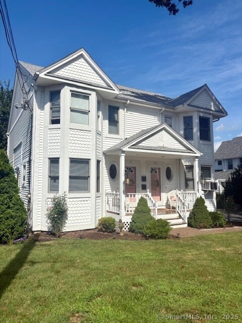 20 Cedar St in Branford, CT - Building Photo - Building Photo