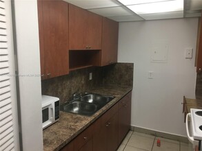13455 NE 10th Ave in North Miami, FL - Building Photo - Building Photo