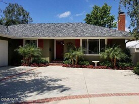 885 Boxthorn Ave in Thousand Oaks, CA - Building Photo