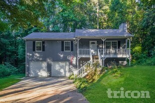 199 Spring Dr in Hiram, GA - Building Photo