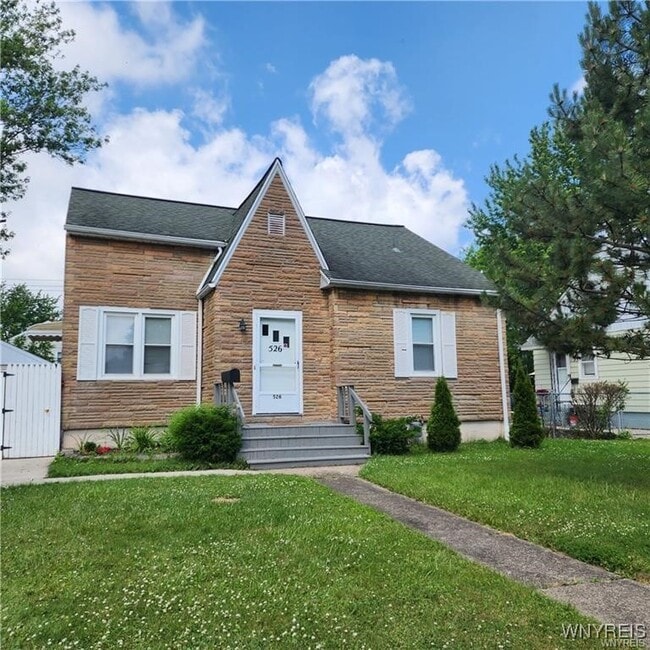 property at 526 Capen Blvd