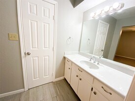 2519 River Ridge in Conroe, TX - Building Photo