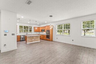 13701 Beckman Dr in Windermere, FL - Building Photo - Building Photo