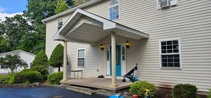 6674 Lake Shore Rd N, Unit 207 13th Ave Sylv. Beach in Verona Beach, NY - Building Photo - Building Photo