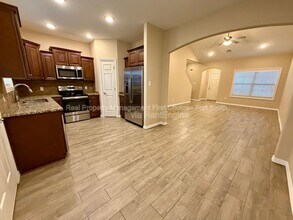 6608 Leightyn Ln in Fort Smith, AR - Foto de edificio - Building Photo