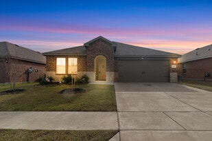 2928 Roper St in Royse City, TX - Building Photo