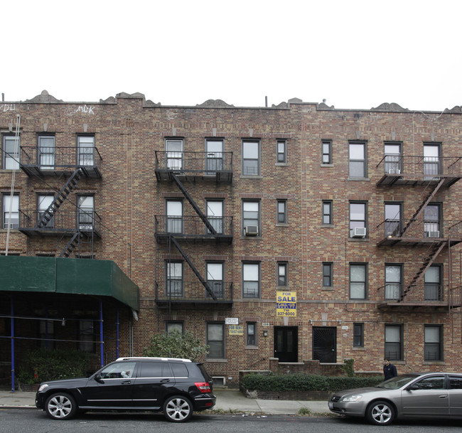 110 Avenue S in Brooklyn, NY - Building Photo - Building Photo